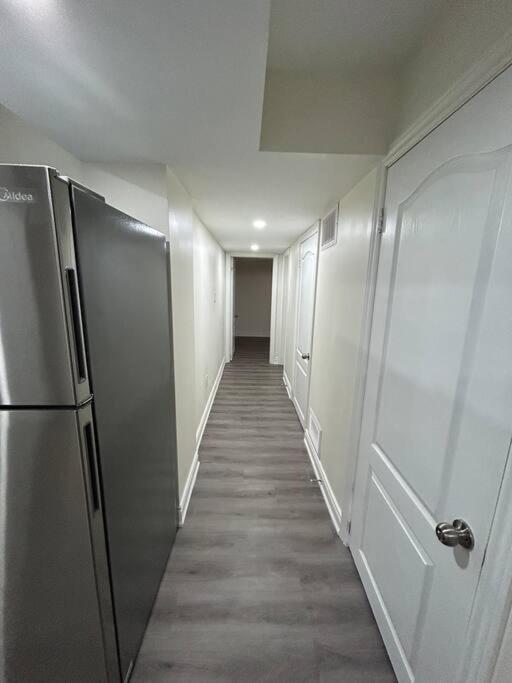 2 Bedroom Private Apartment With Private Entrance برامبتون المظهر الخارجي الصورة