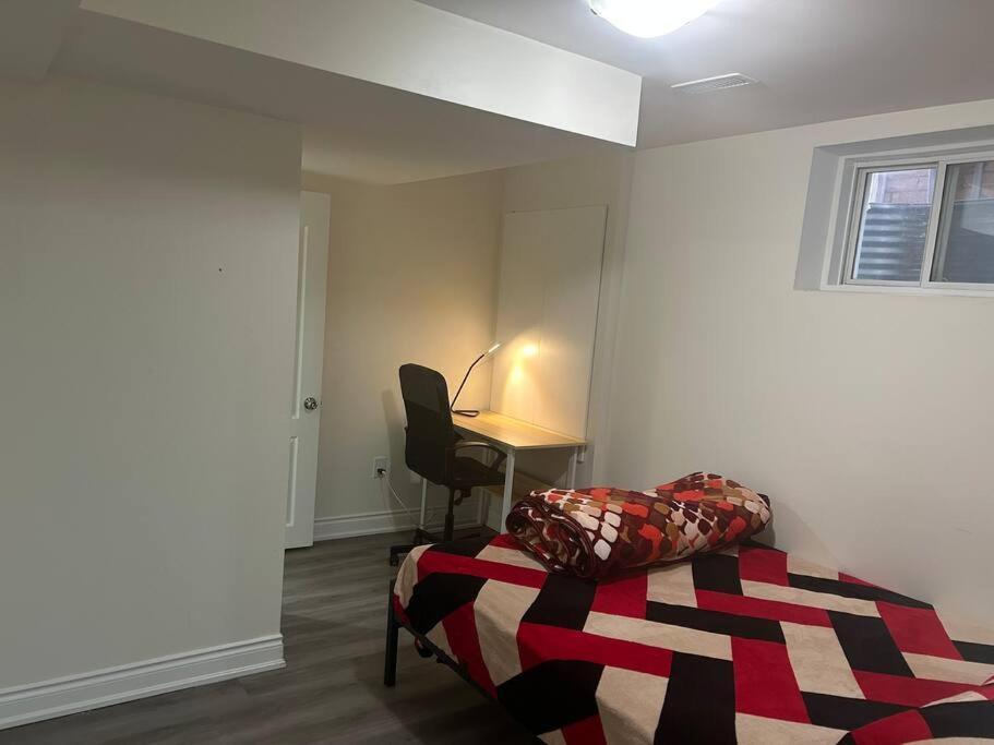 2 Bedroom Private Apartment With Private Entrance برامبتون المظهر الخارجي الصورة